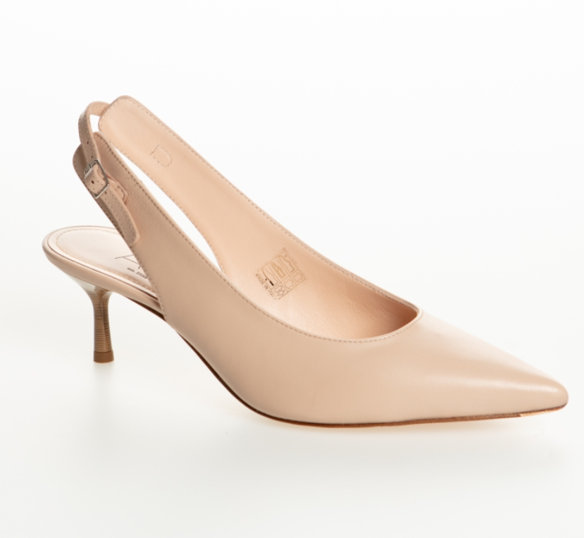 AGL5 — Nude pump met spitse neus